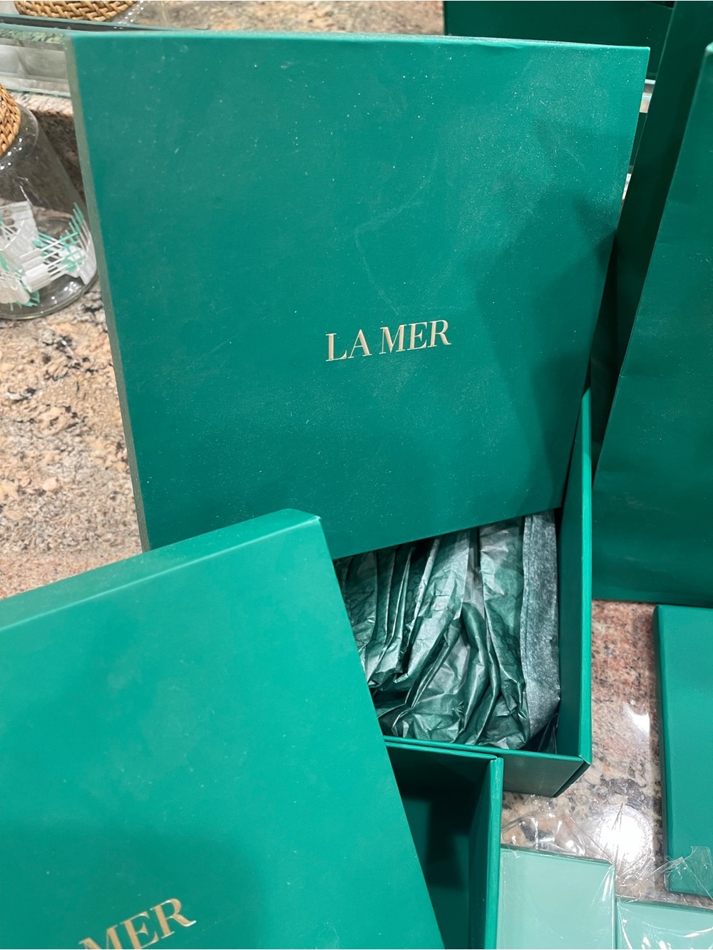 La Mer Green Gift Set *EMPTY BOXES & BAGS - Picture 4 of 9